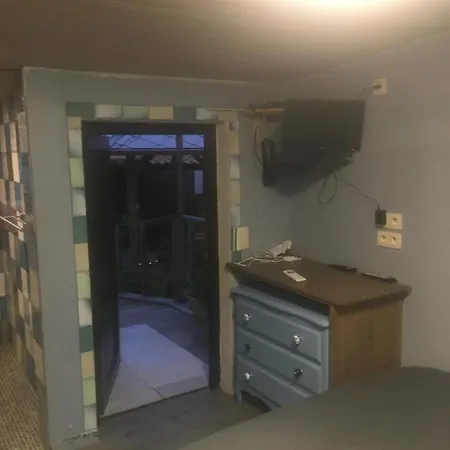 Homestay Chez Dume Et Catherine Pastricciola